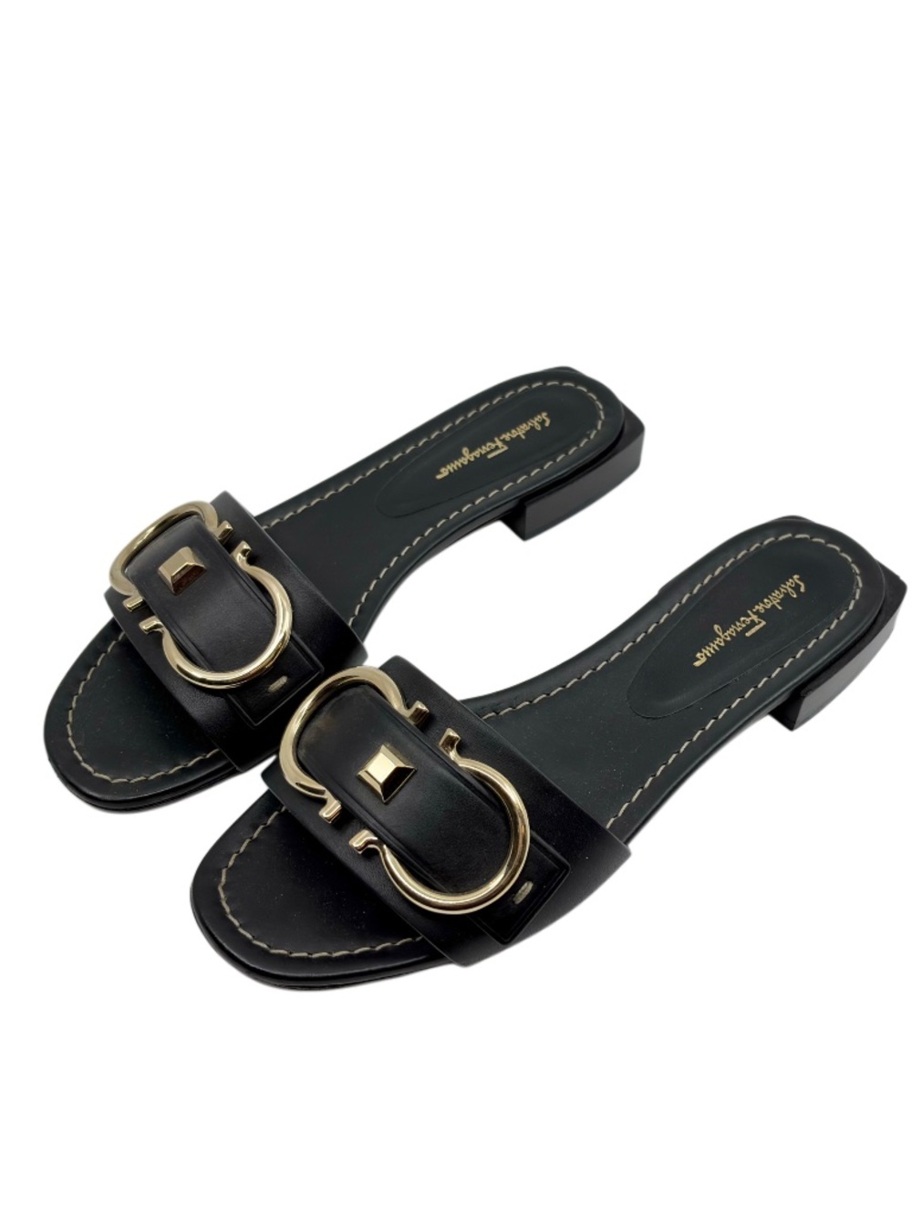 Women Salvatore Ferragamo sandals in size 6